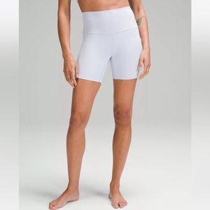 NWOT Lululemon Align High Rise bike shorts with pockets 6”